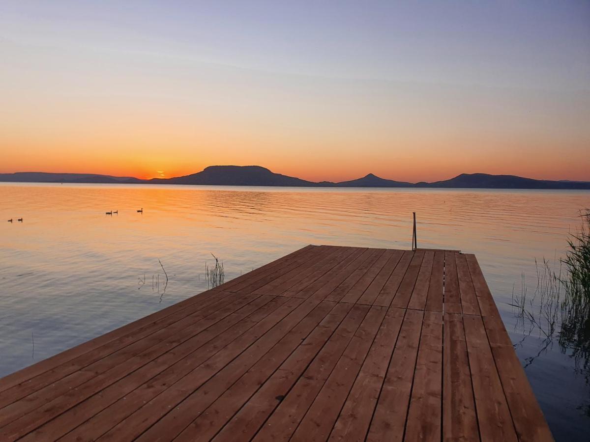Relax Beach Apartman Fonyód Exteriér fotografie